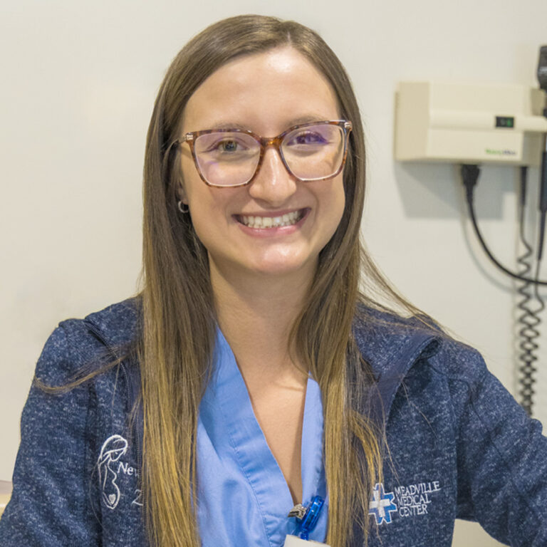 Zoe Jackard, Nurse Extern